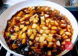 Illustration of how to make sweet and sour lotus root 7