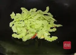 Illustration of how to make stir-fried bitter melon 5