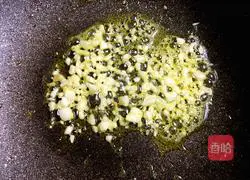 Illustration of how to make lettuce in oyster sauce 5