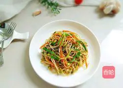 Illustration of how to make fried bean sprouts 8