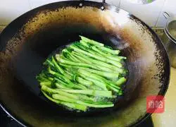 Illustration of how to make stir-fried cabbage 5