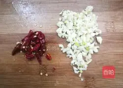 Illustration of how to make fried fungus with zucchini 11