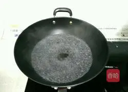 Illustration of how to make cold lotus root slices 6