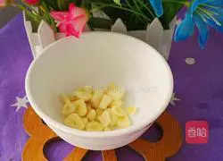 Illustration of how to make stir-fried cabbage 3