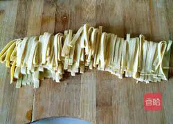 Illustration of how to make spinach with bean curd 6