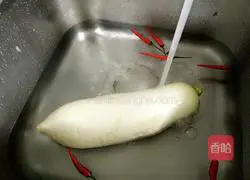 Illustration of how to make refreshing radish 1 