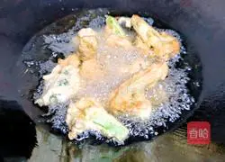 Crispy West Illustrations of how to make orchids 12