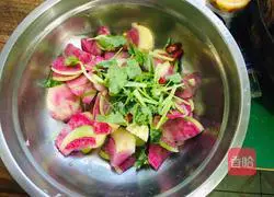 Holiday cold dishes - sweet and sour recipes with illustrations 7