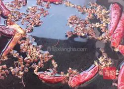 Illustration of how to make spicy peanuts 1