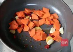 Three cups of stinky tofu recipe 8