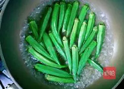 Illustration of how to make sesame okra 2