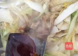 Illustration of how to cook cabbage and tofu stew 3