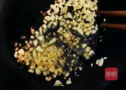 Illustration of how to make garlic mushrooms 6