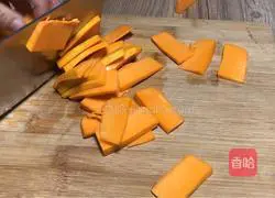 Illustration of how to make steamed pumpkin with red dates, chestnuts and pumpkin 3