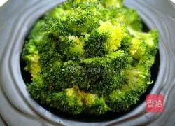 Illustration of how to cook broccoli in sauce 5