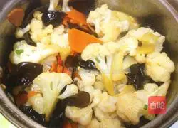 Illustration of how to make cold cauliflower 12