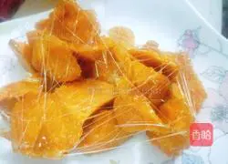 Illustration of how to make shredded sweet potatoes 10