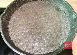 Illustration of how to make small mixed silver sprouts 5