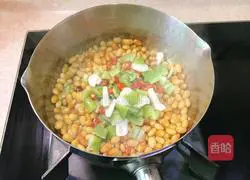 Illustration of how to make spicy soybeans 7