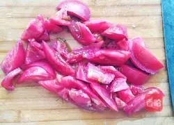 Fried enoki mushrooms with tomatoes (a must-have with rice) ) Illustration of the practice 1