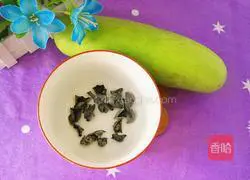 Illustration of how to make fried fungus with pu melon 1