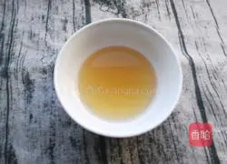 Honey glutinous rice lotus root recipe 9