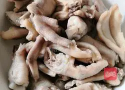 Illustration of how to make Internet celebrity chicken feet 5