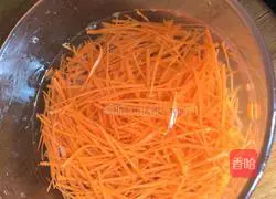 Illustration of how to make cold carrots 1