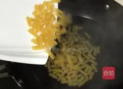 Illustration of how to make pasta 3