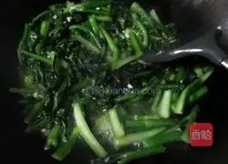 Illustration of how to make garlic cabbage 4