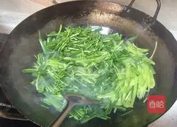 Illustration of how to cook lettuce and leeks 4