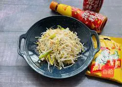 Illustration of how to make stir-fried mung bean sprouts 9