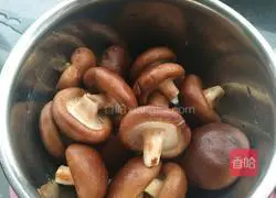 Baby version of mushroom powder Illustration of how to do it 1