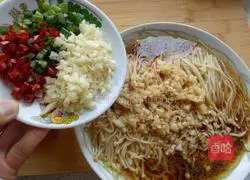 Illustration of how to make garlic mushrooms 15