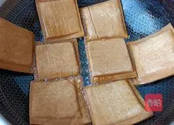 Illustration of how to make braised dried beans 6