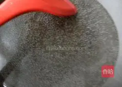 Illustration of how to make cold Chinese toon sprouts 6