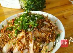 Illustration of how to make cold shredded chicken 15