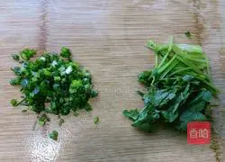 Illustration of how to make lemon shredded chicken legs 4