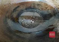 Illustration of how to cook garlic lettuce with lard 6