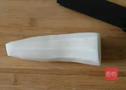 Illustration of how to mix shredded white radish 1