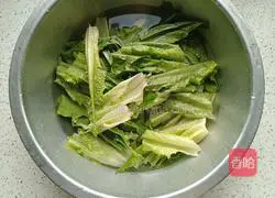 Illustration of how to make lettuce with soy sauce 5