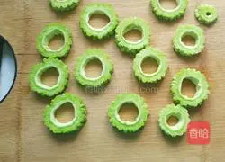 Bitter melon and quail eggs recipe 3