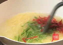 Illustration of how to make cold shredded potatoes 11