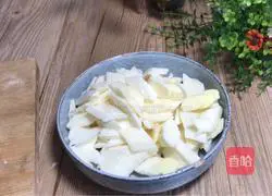 Illustration of how to make fried yam 1