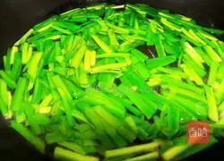 Illustration of how to make cold green leek sprouts 4