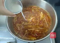 Home-style hot and sour soup recipe 13