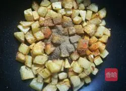 Illustration of how to make pan-fried baby potatoes 7