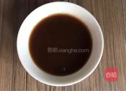 Illustration of how to make eggplant strips with chili sauce 4