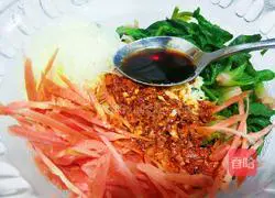 Illustration of how to make cold spinach vermicelli 9