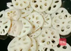 Illustration of how to make sweet and sour lotus root bento 5